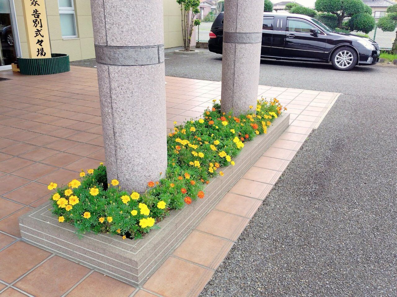 お盆の配達の準備をしています
