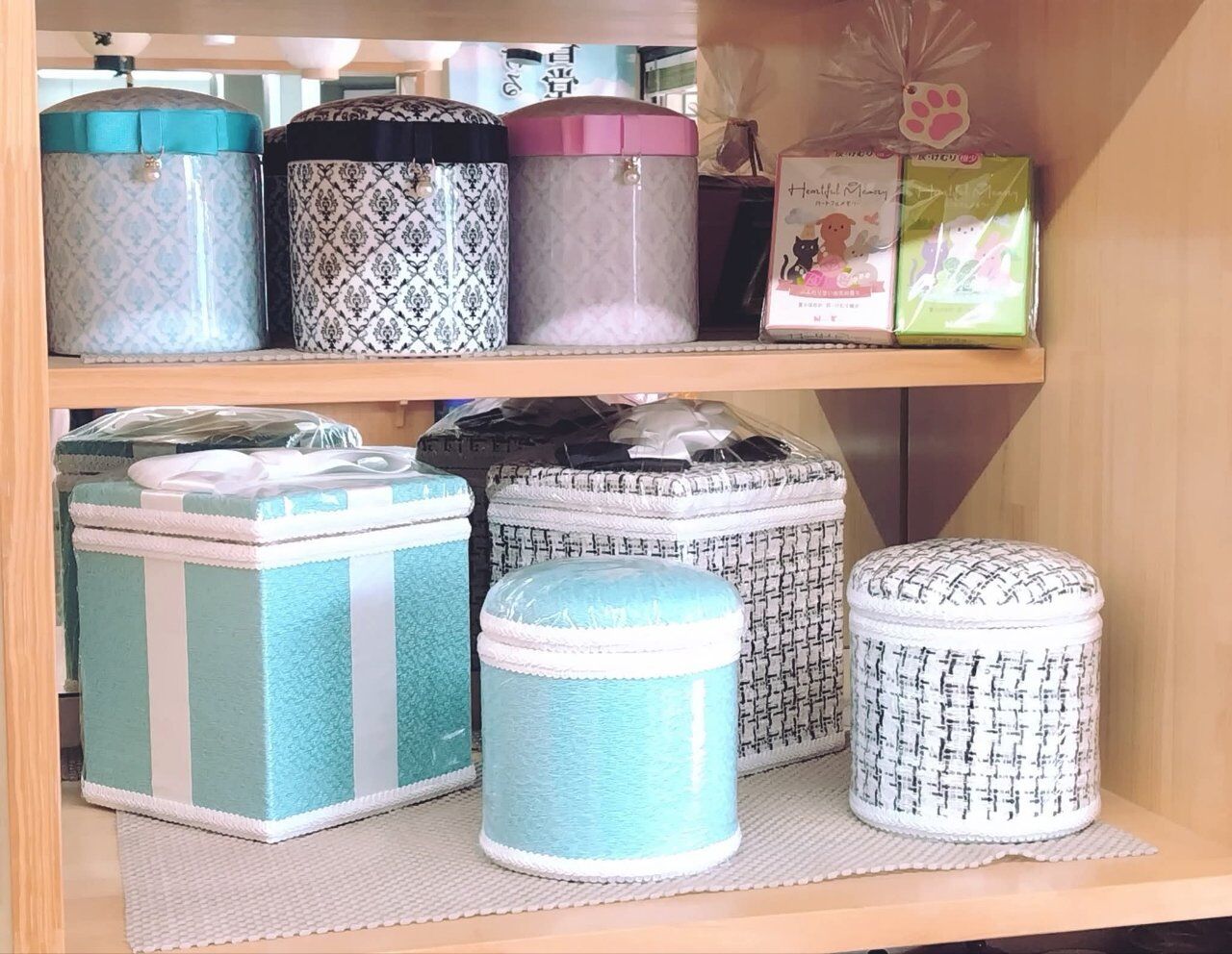 ペットのための供養品が充実