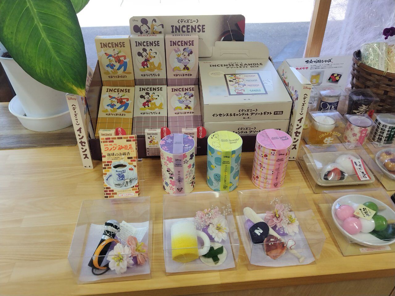 オススメの商品を展示しております